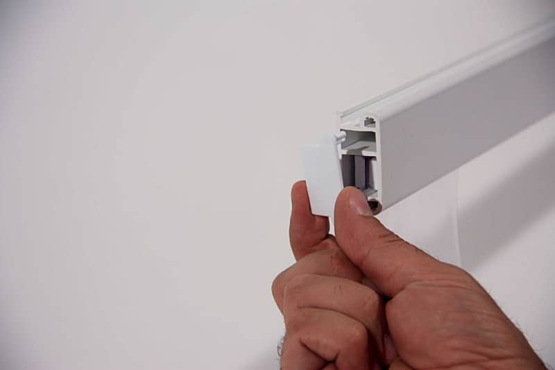 Cool strip hanging system - EXTRUFLEX